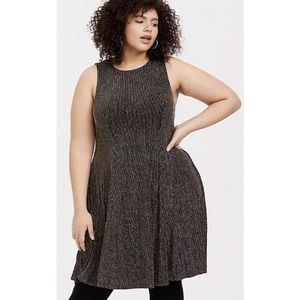 NWT BLACK & GOLD GLITTER STRIPE FLUTED DRESS SIZE 3